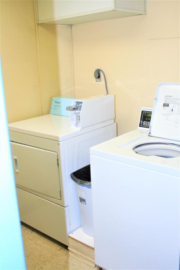 Quality Inn & Suites Kearneysville - Martinsburg Экстерьер фото